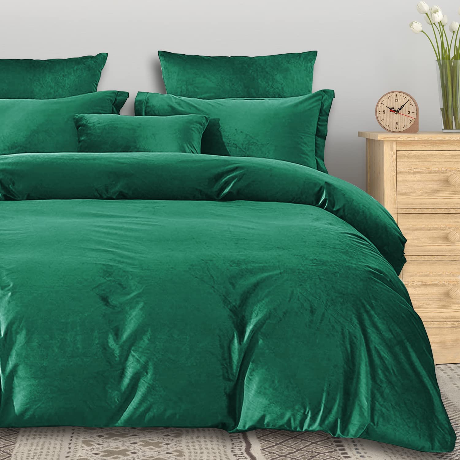 Premium Luxury Velvet King Size Bed Sheet & Pillow Covers 0